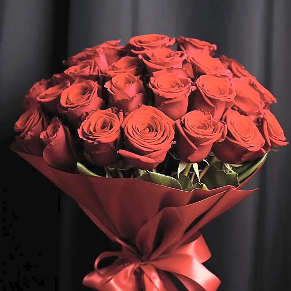 Bouquet Rosso Amore: 24 Rose Inebrianti