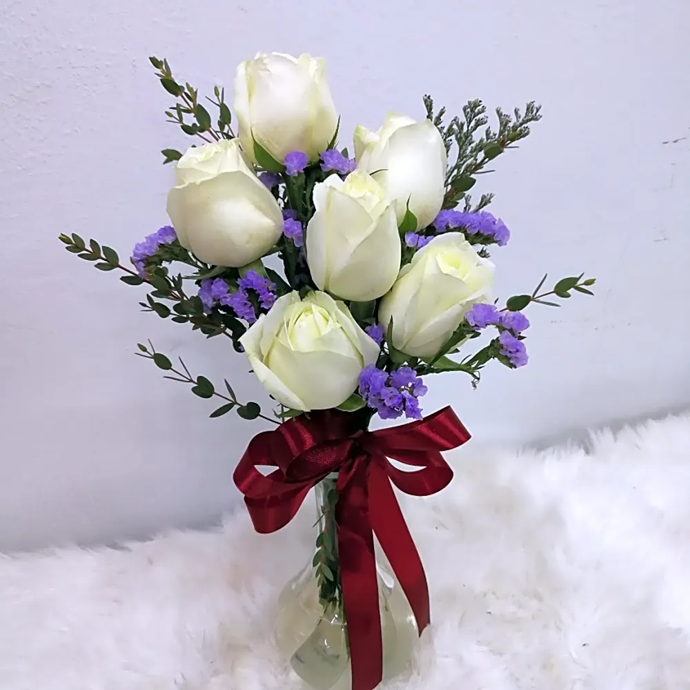 VA501 Vase Arrangement