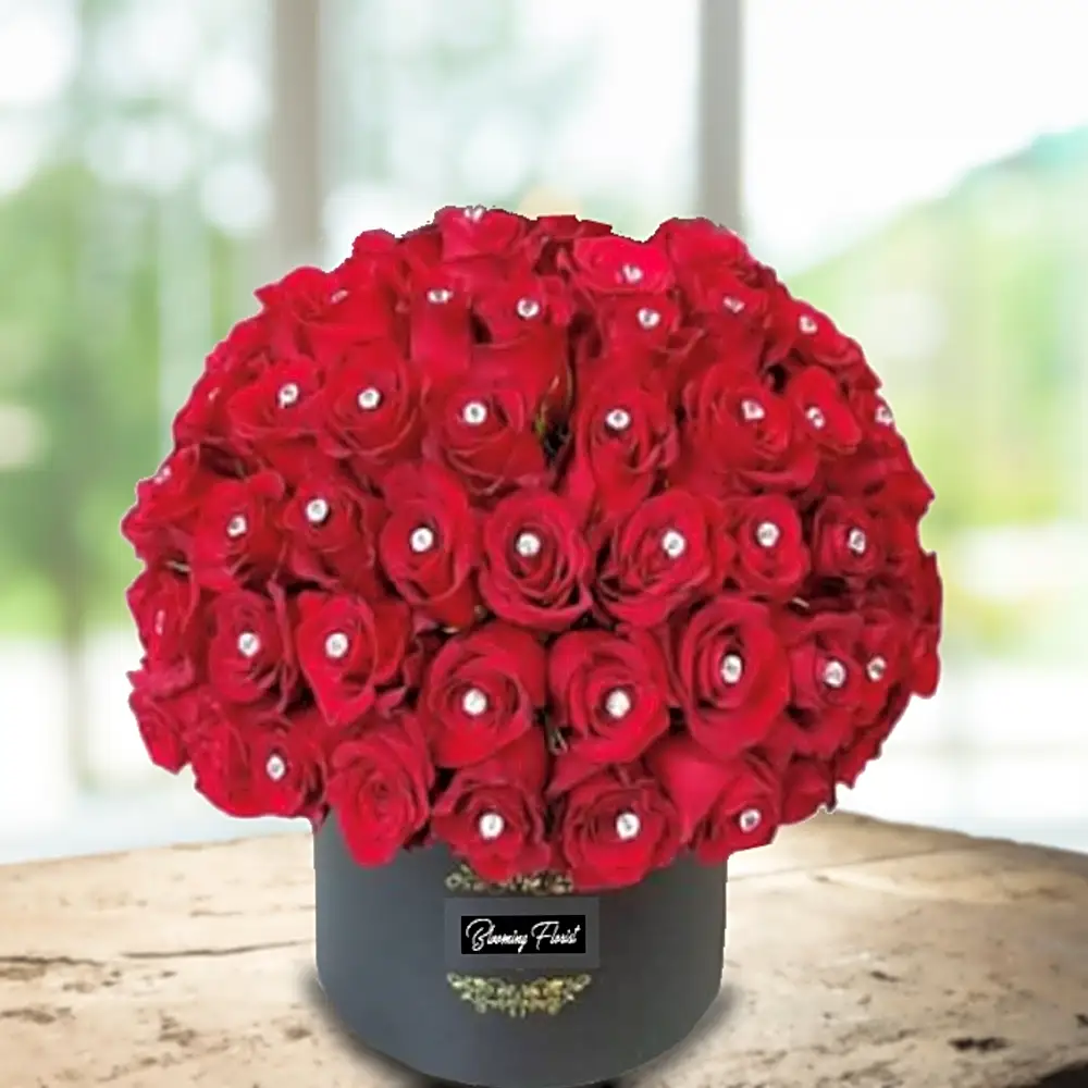 BAH005 Roses Box with Diamond Pin