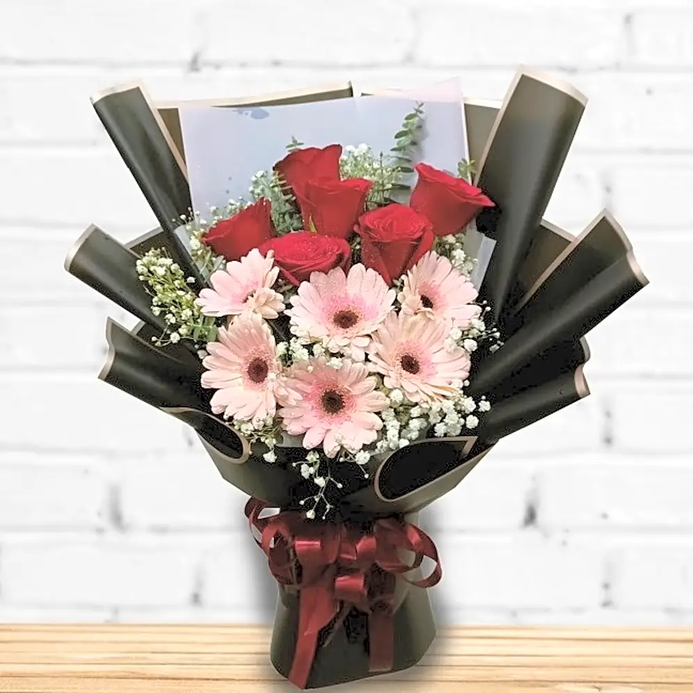 HD1010 Roses and Daisy Bouquet