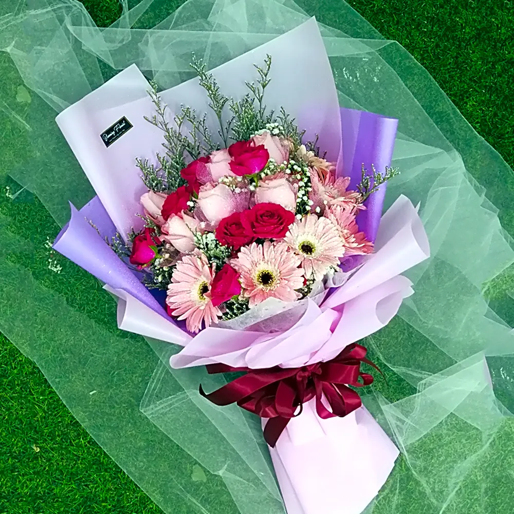 HD1018 Roses and Daisy Bouquet