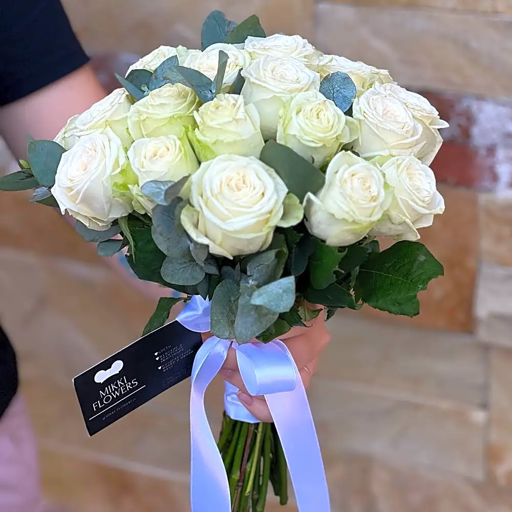 Wedding bouquet made of roses