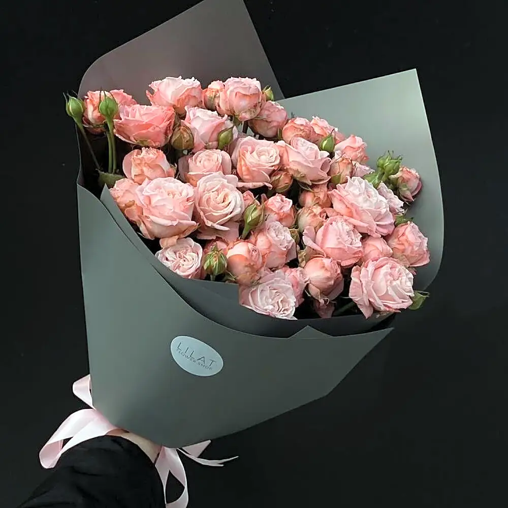 Madam Bombastic Spray Roses