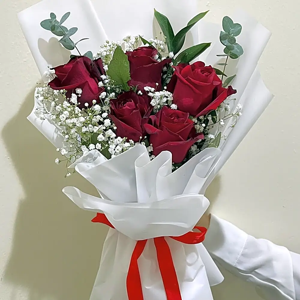 5 Red Roses Bouquet