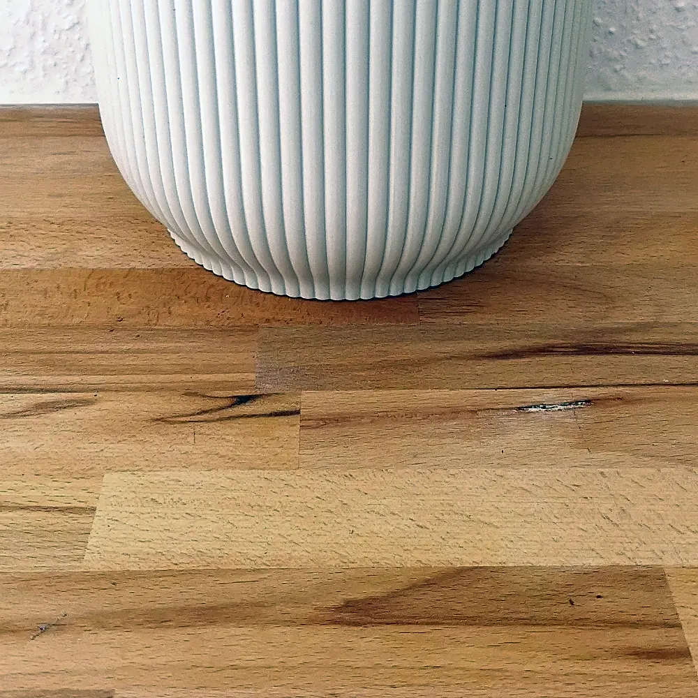 ELHO Plastic Pot - Silky White