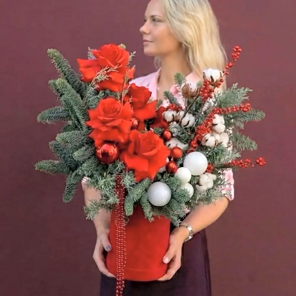 Winter box with roses and nobilis
