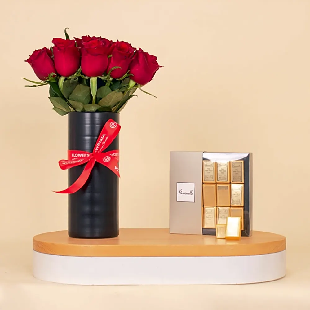 Passionelle Gold Ingot Box And Red Roses Vase