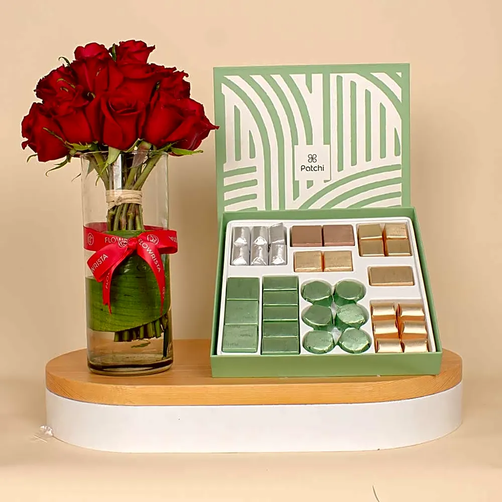 Patchi box containing 43 pieces, Le Création| 15 Red Rose Vase