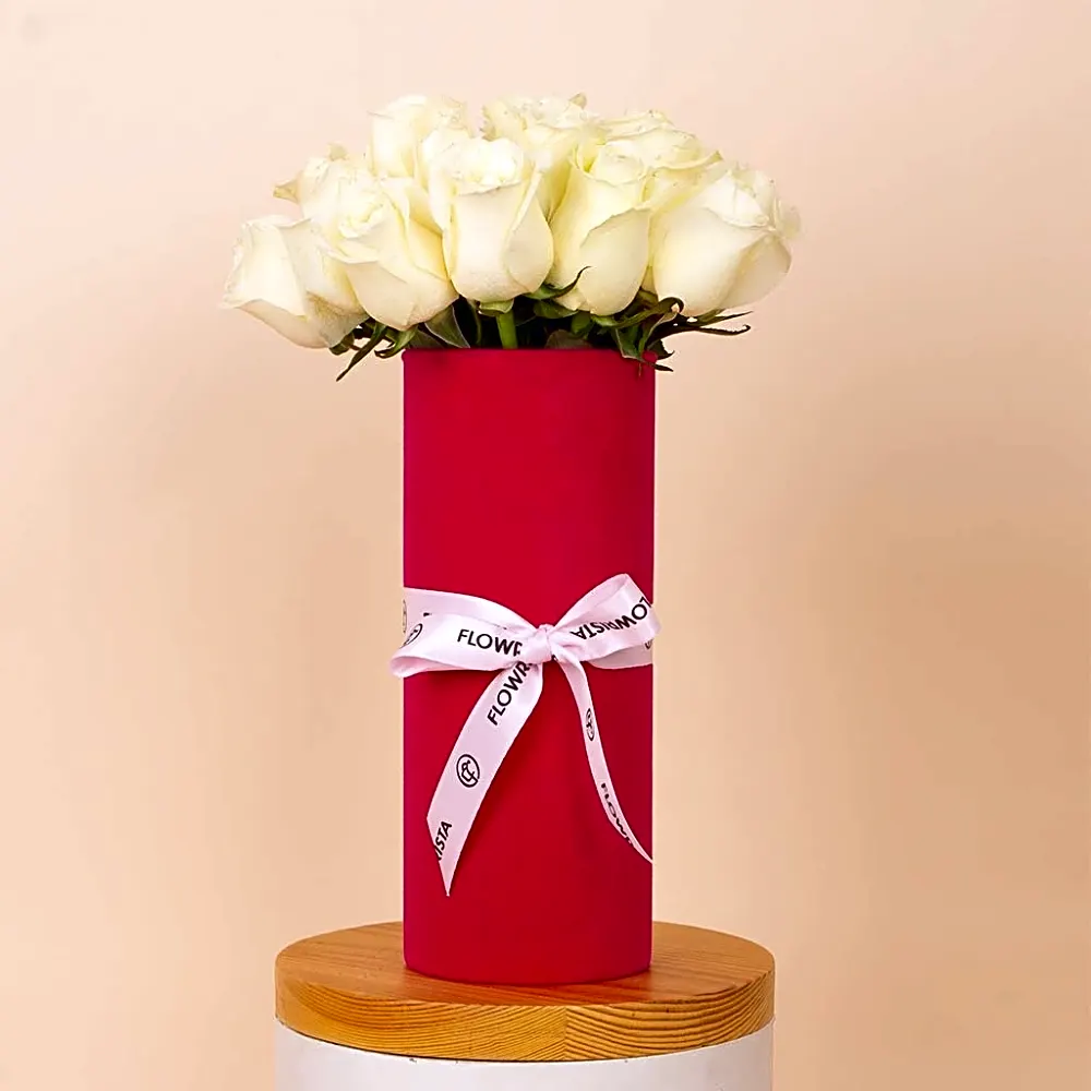 White Whisper Vase - 20 Stems