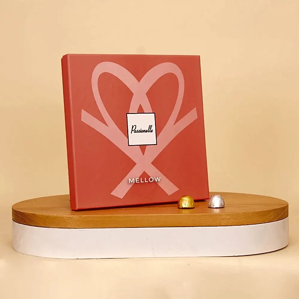 Passionelle Large Mellow Chocolate Box