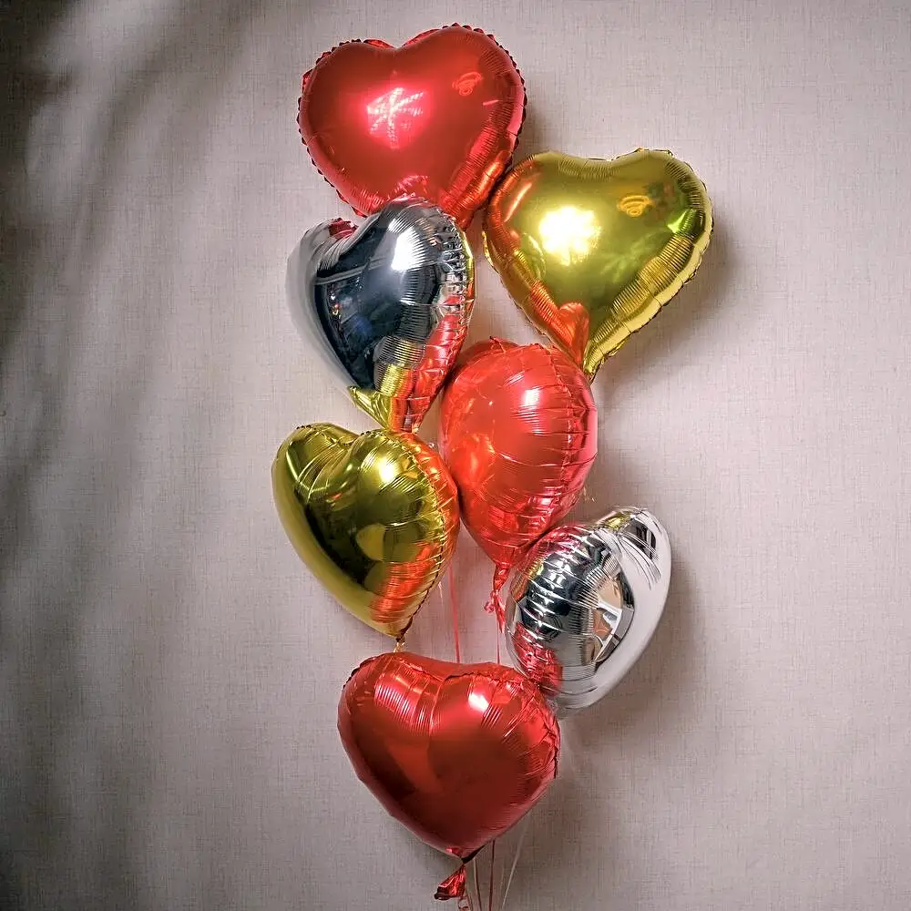 7 Heart-Shaped Foil Balloons (Red, Gold Silver) 6990