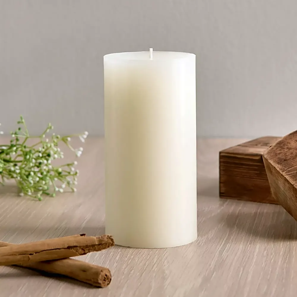 white candle  1pc