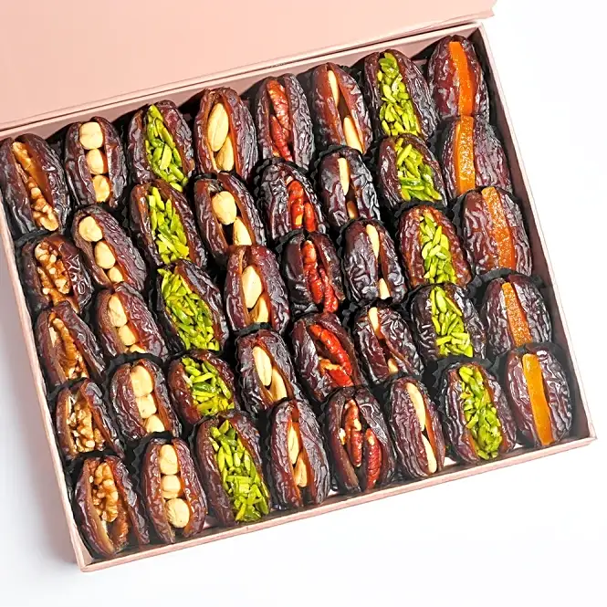 MAJDOUL DATES STFD W/NUTS MAGNET GIFT BOX LG