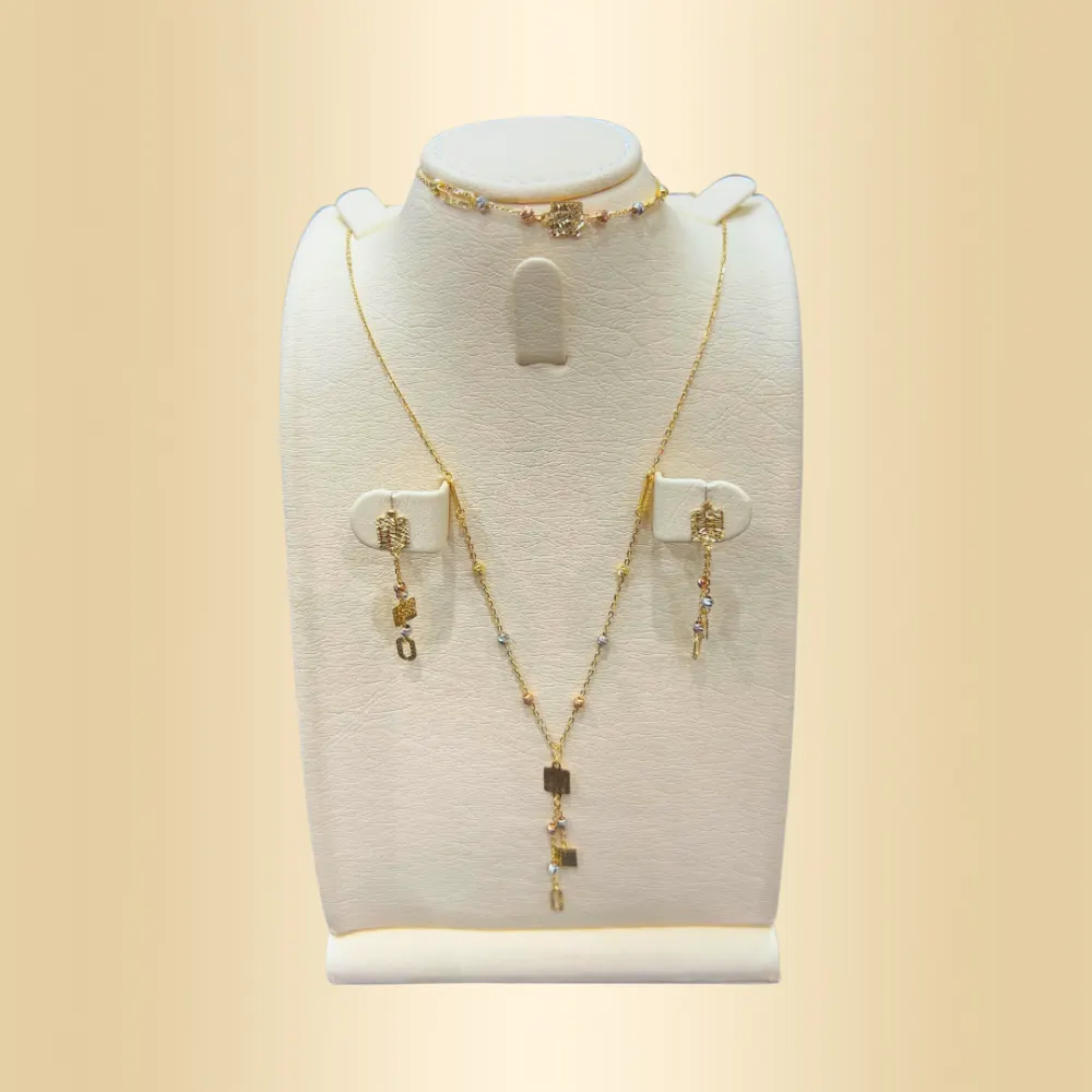 A soft flapper set with a sparkly design