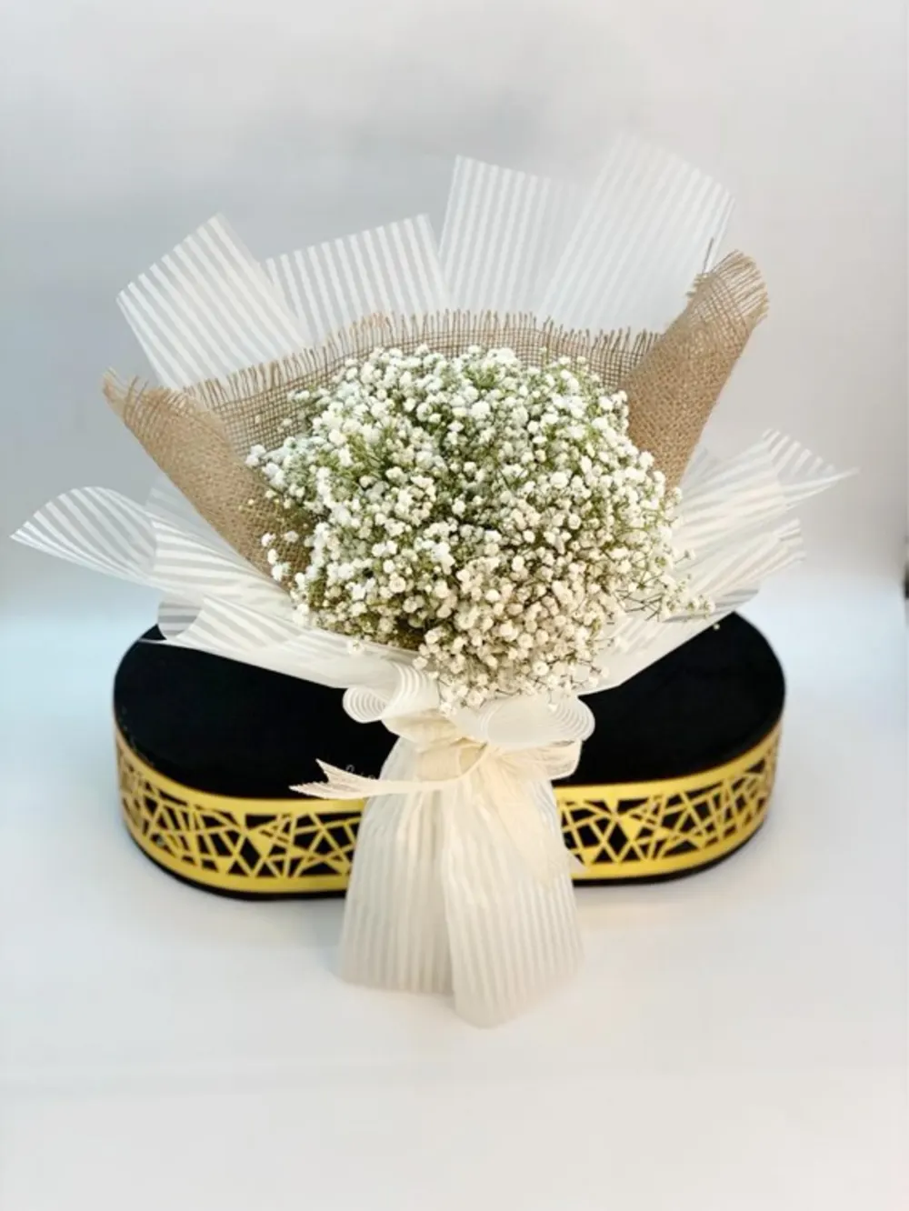 Gypsum grain bouquet. 3