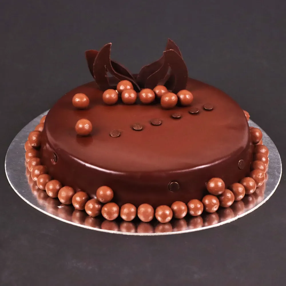 Chocolate cake with maltesers