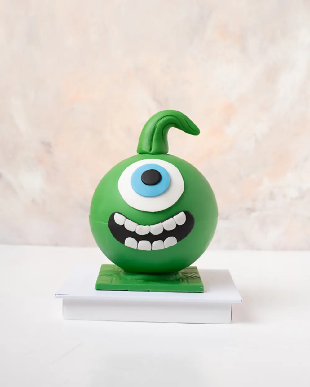 Green one eye monster