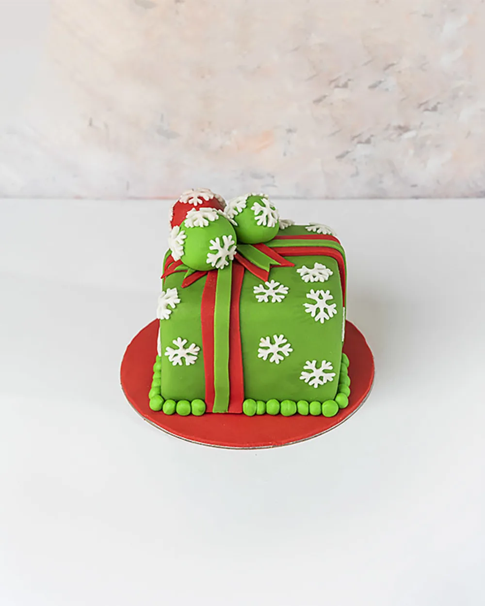 Christmas Gift Theme Cake by NJD