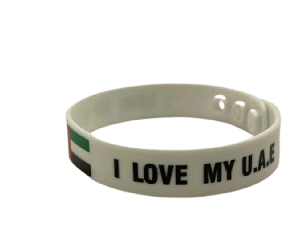 Sweatshirts with the UAE flag 9