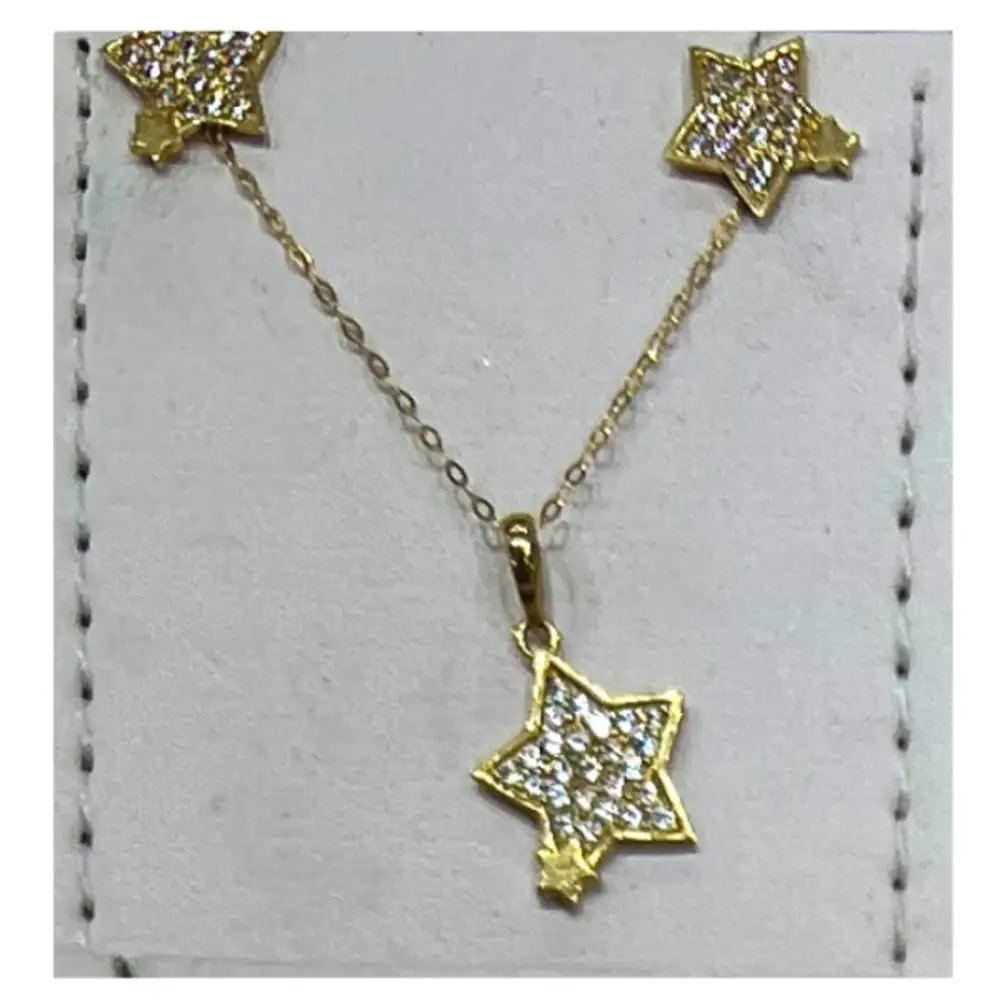 Chain with pendant in the shape of a star 2