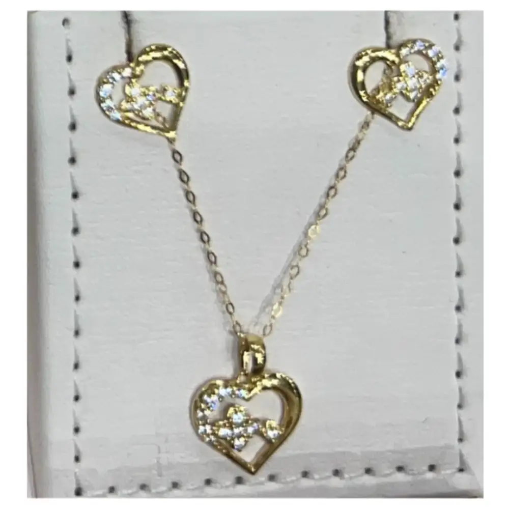 Chain with a pendant in the shape of a love heart 6