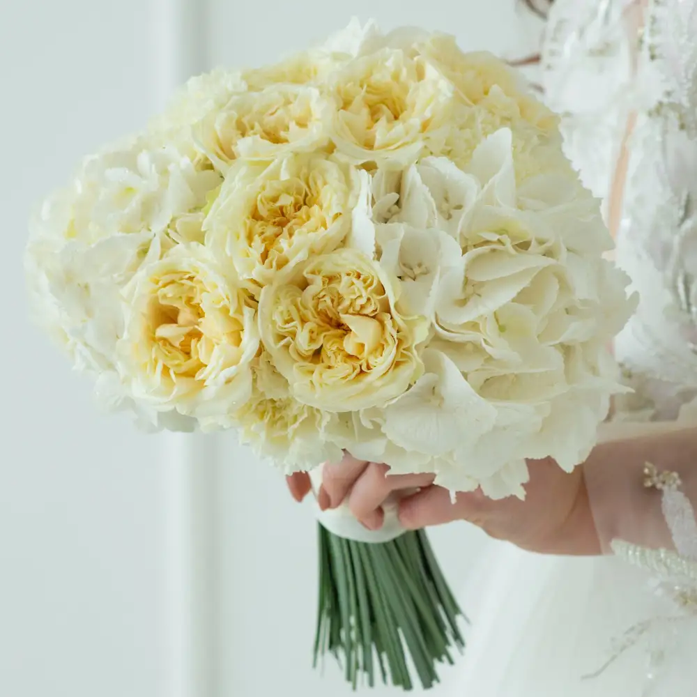 Garden roses & Hydrangea Bouquet