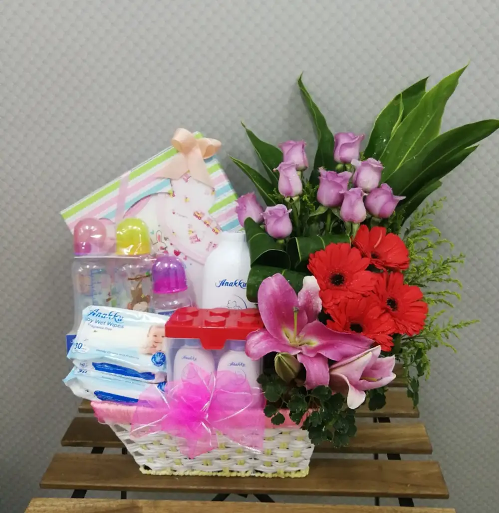 NB2002 New Born Hamper Arrangement