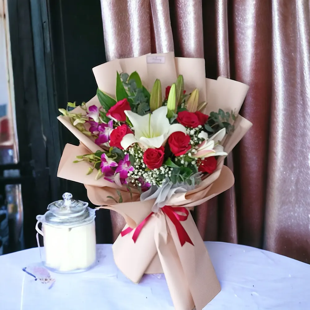 HM0008 Rose, Orchids & Lily Hand Bouquet