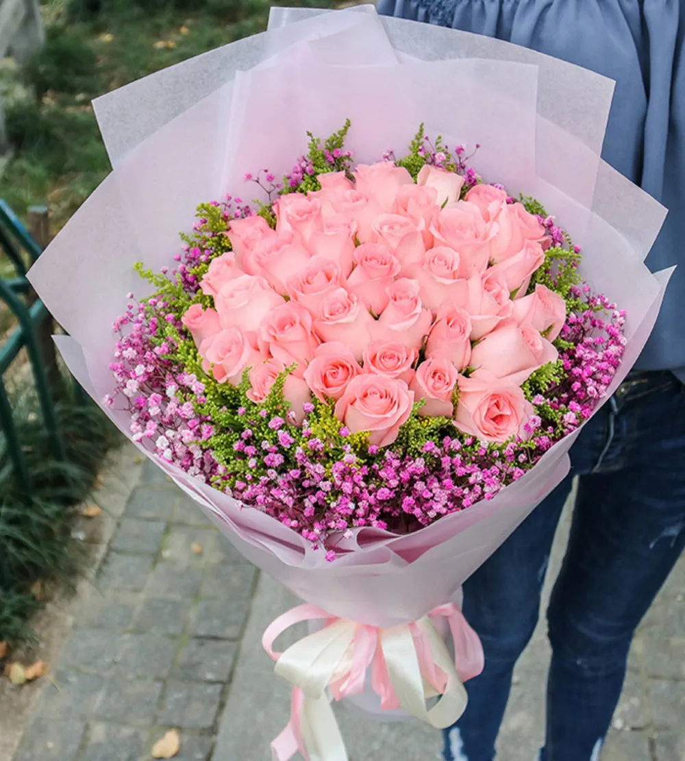HR3604 Pink Roses Bouquet