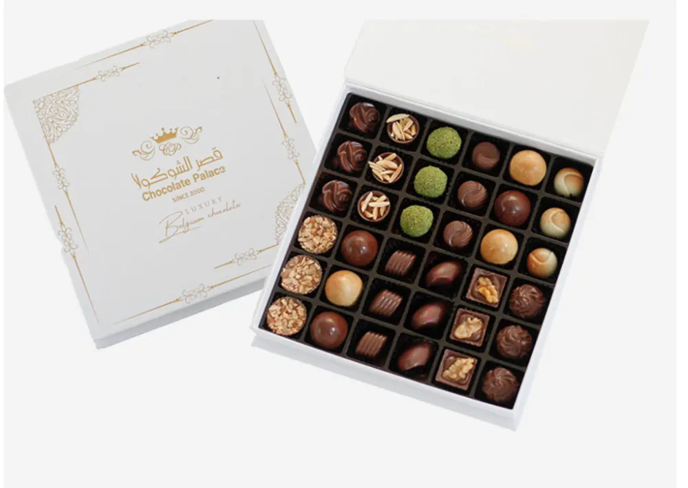 Fresh chocolate box, 16 pieces