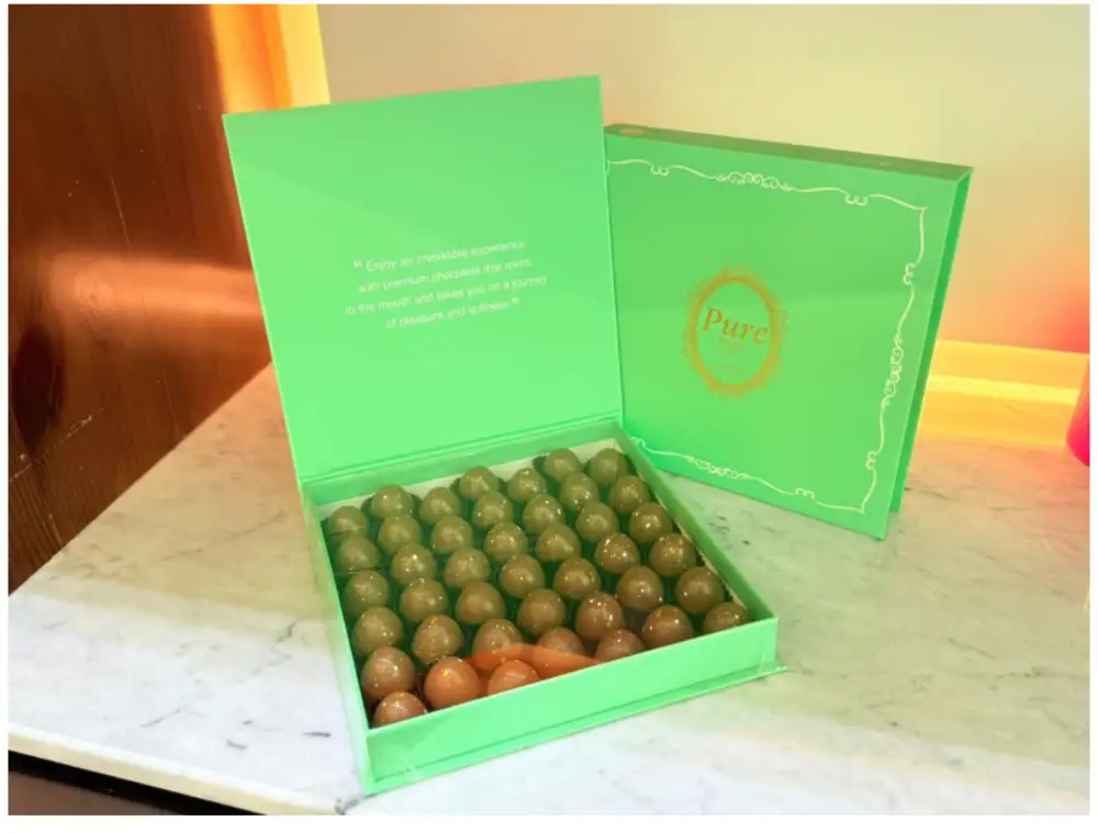 Egg Wafer With Hazelnut (Medium) 24X24