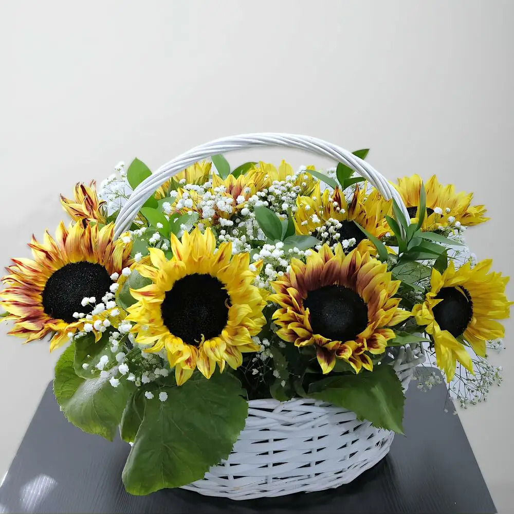 Mix Petals Basket