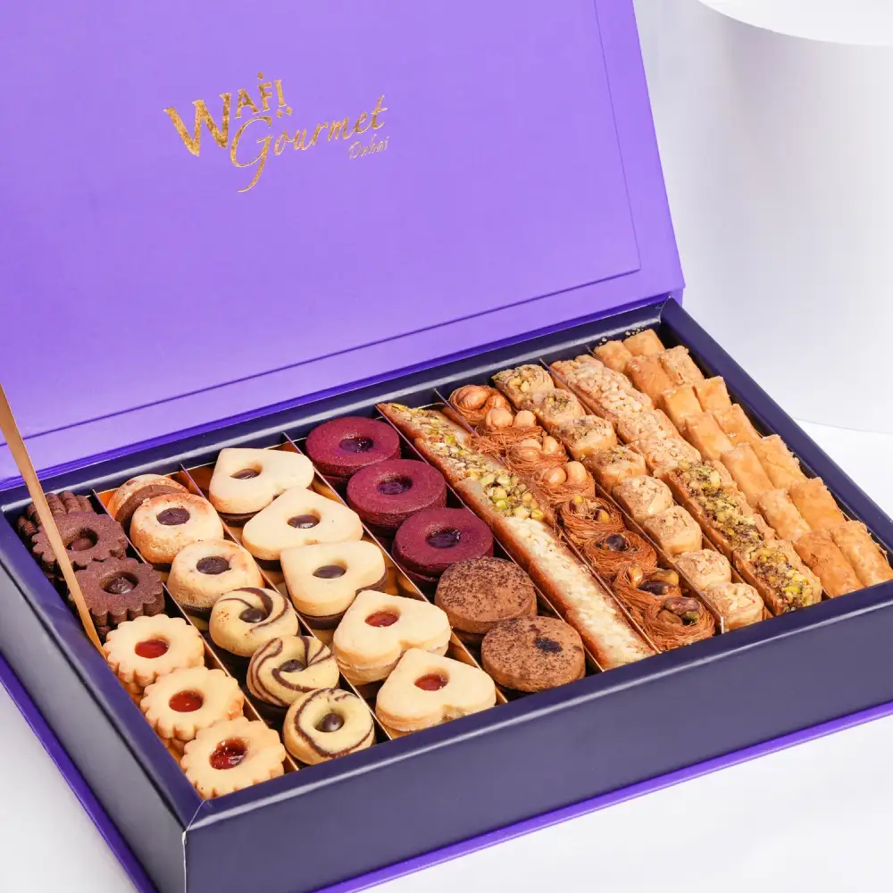 ASSORTED BAKLAWA AND PETIT FOUR GIFT BOX EX.LG