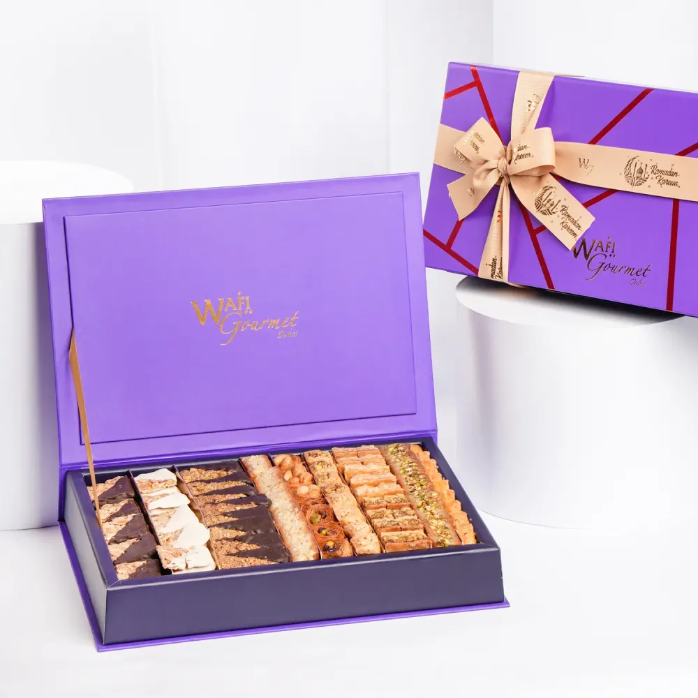 BAKLAWA AND CROCCANTE CHOCOLATE GIFT BOX
