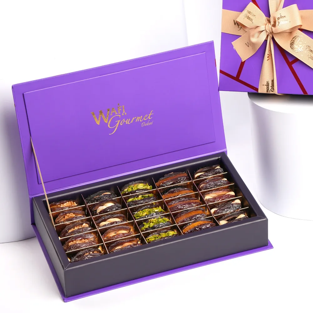 MAJDOUL DATES STUFFED WITH NUTS GIFT BOX