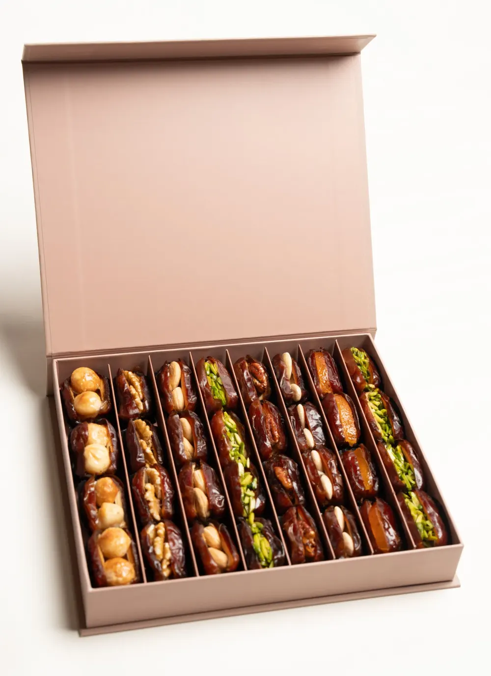 WG KHODRI DATES STUFFED MAGNET GIFT BOX LG