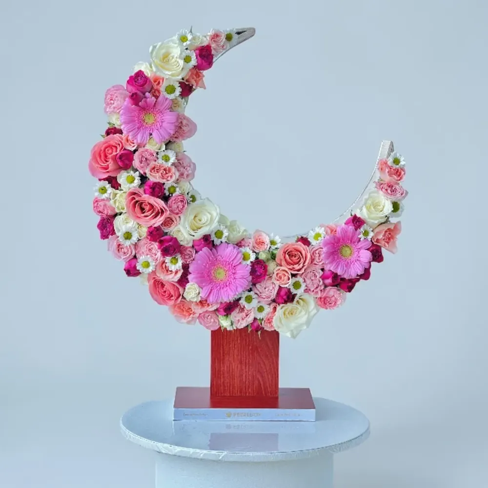 Mixed Floral Crescent Moon