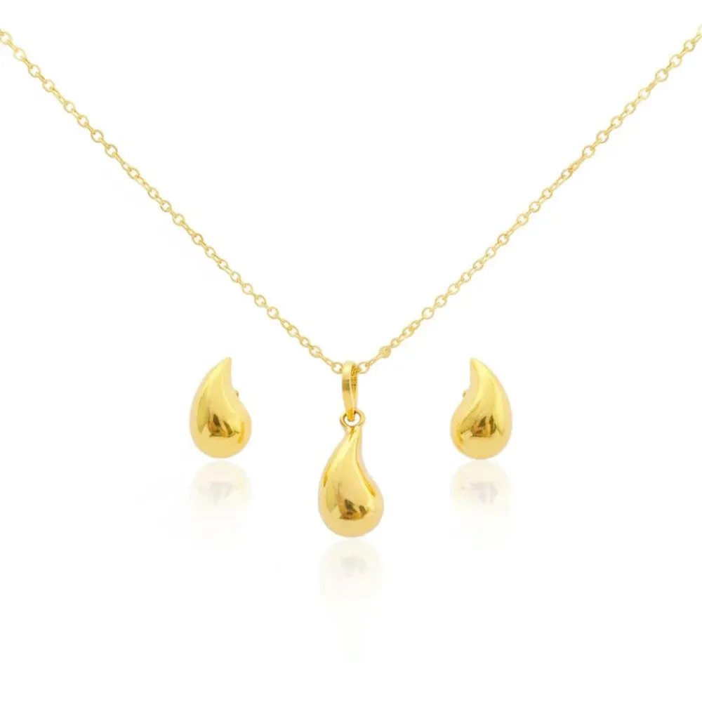 Chain with a pendant in the shape of flowers 3