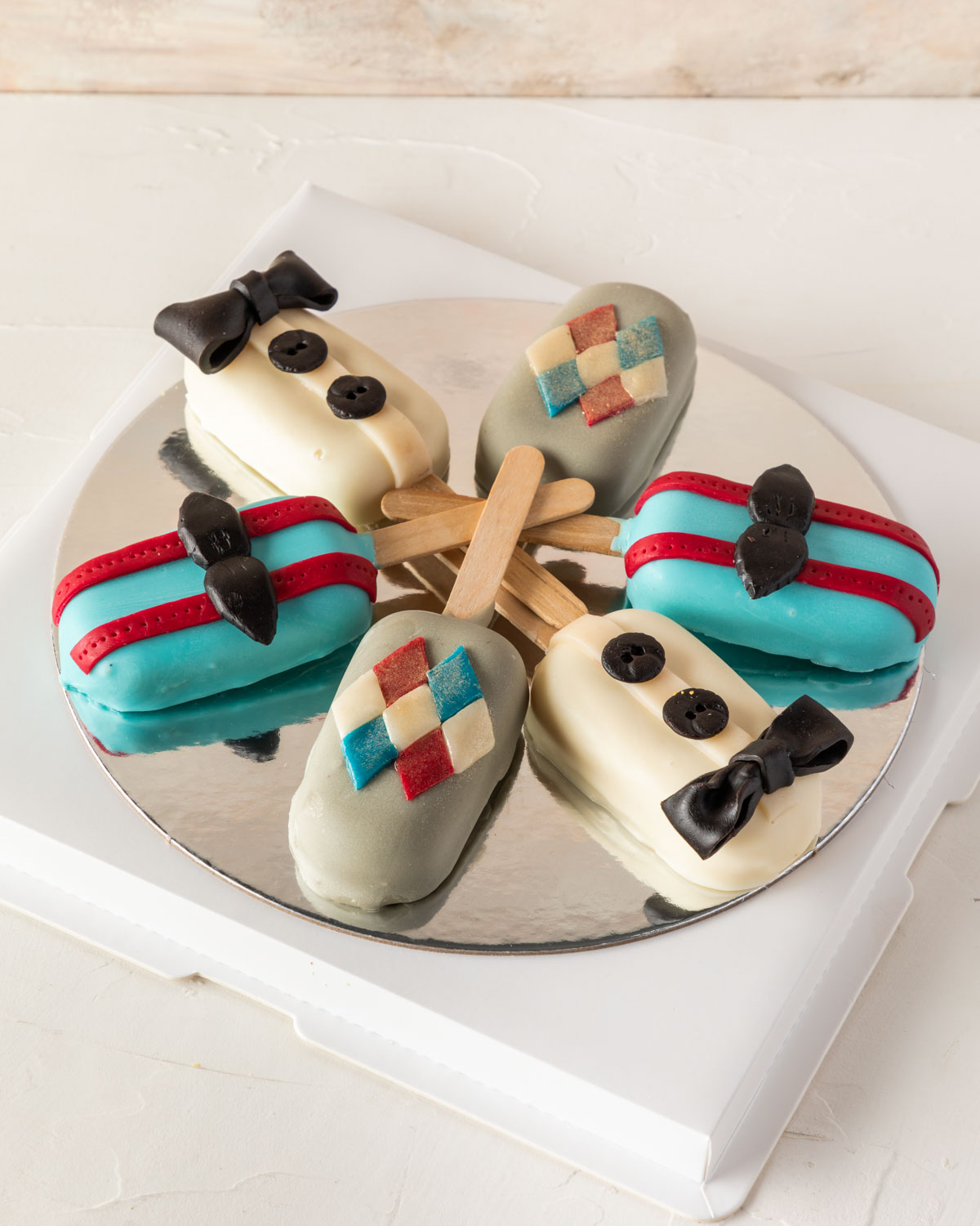 Father's Day Cakesicles view 4