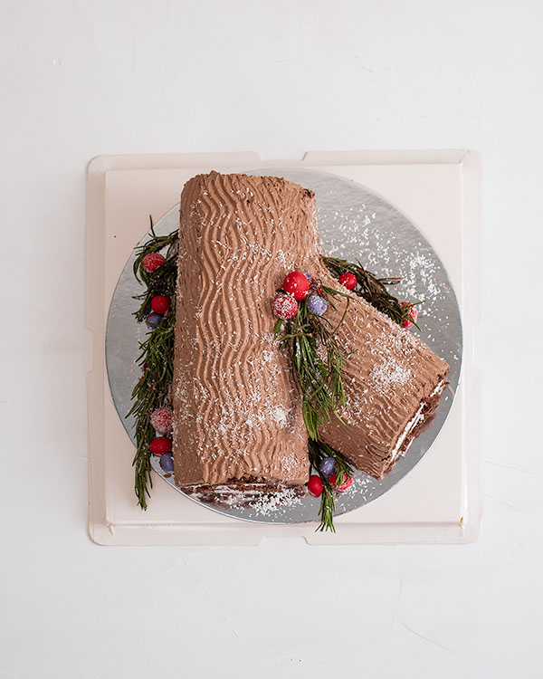 Yule log Cake byNJD view 5