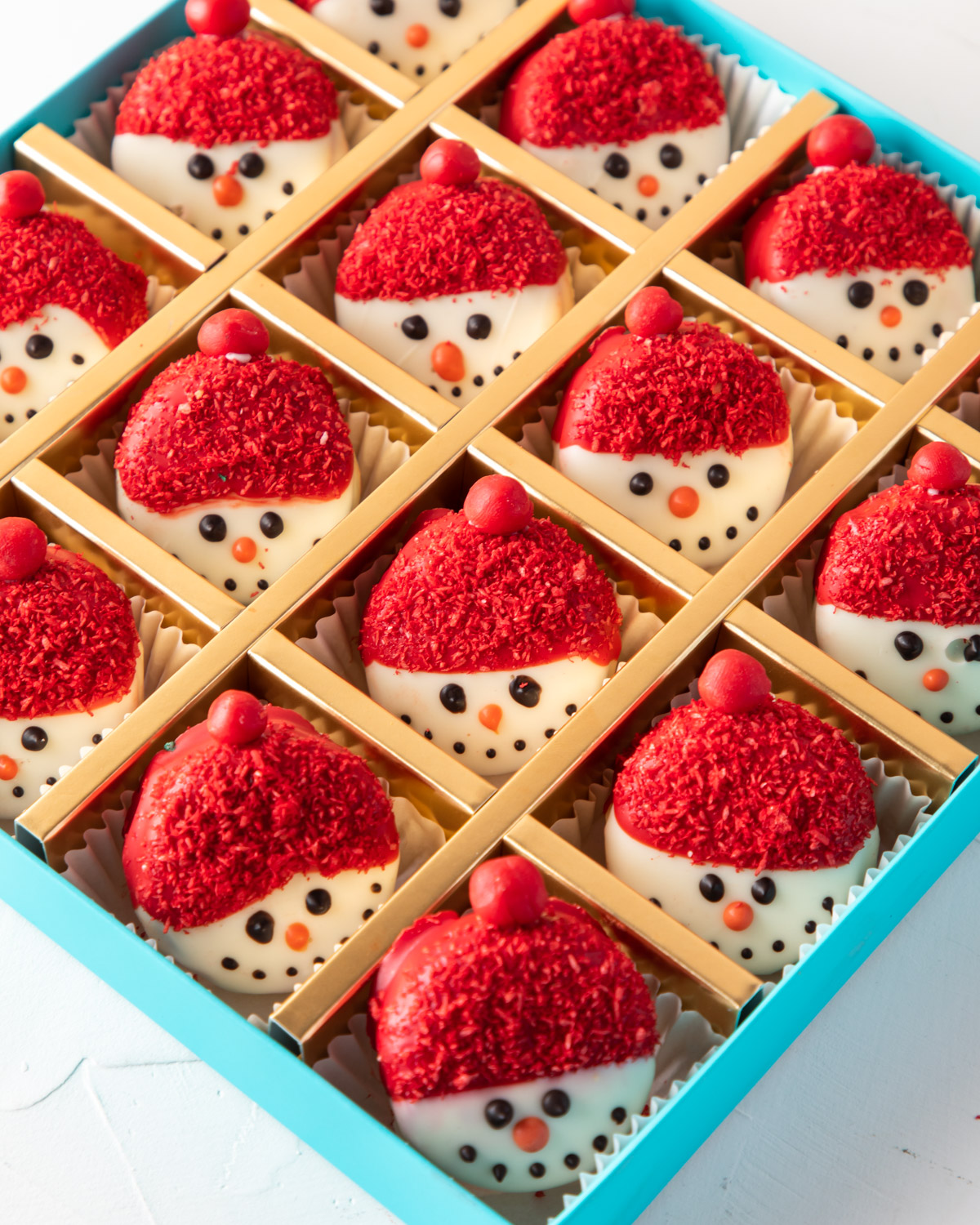 16pcs Snowman Oreos by NJD view 4