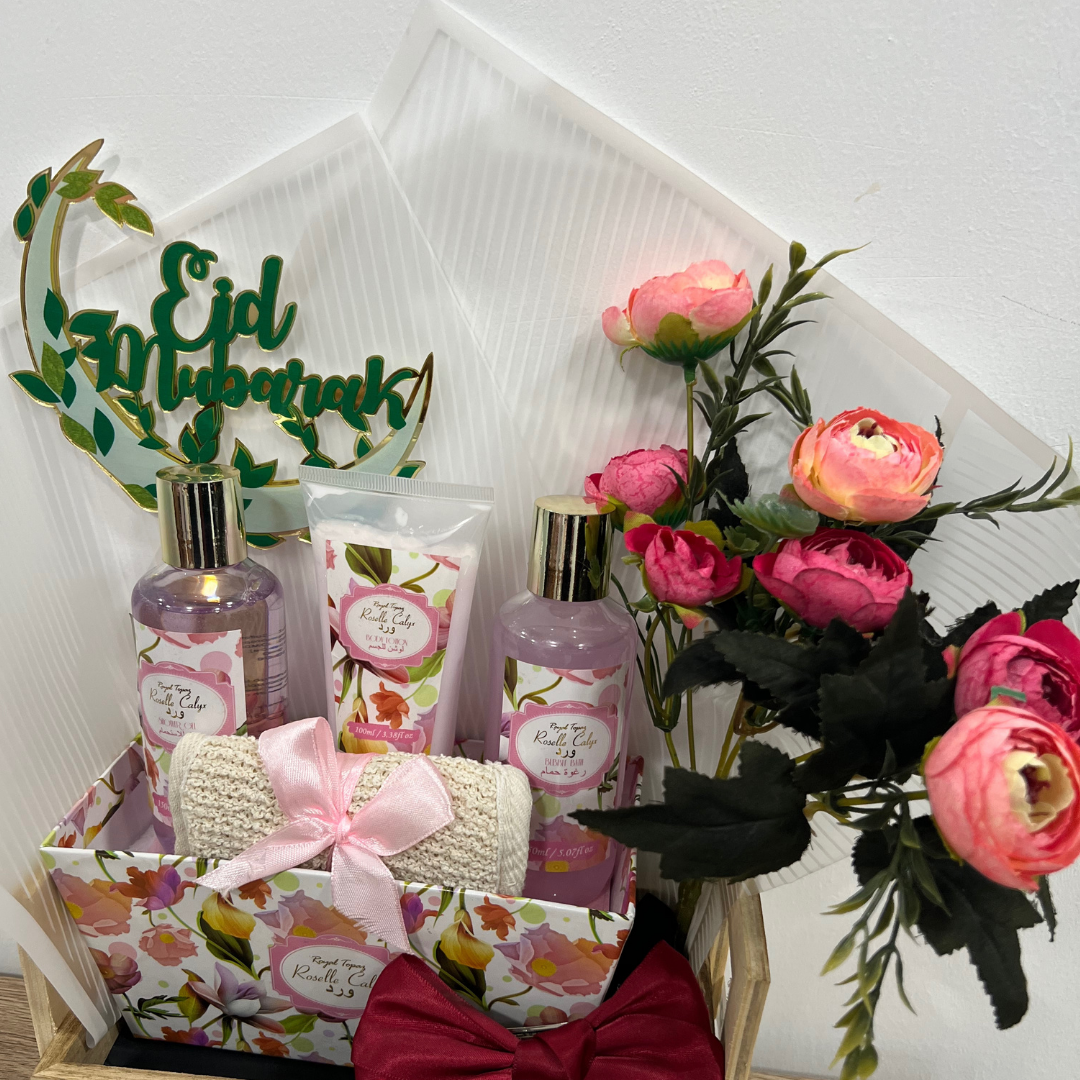 Woman Eid Hamper Basket 1 view 4