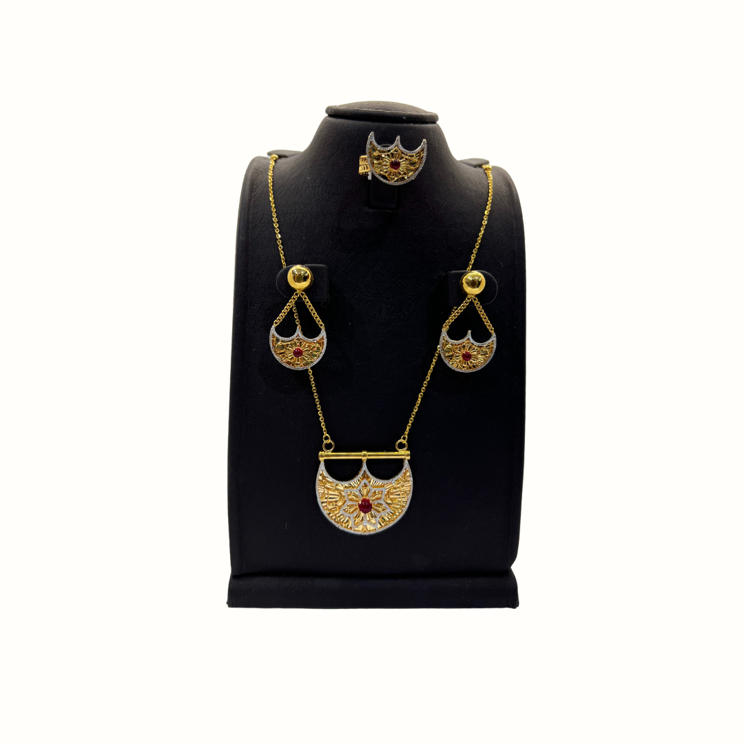 Gold Necklace (packages) view 4