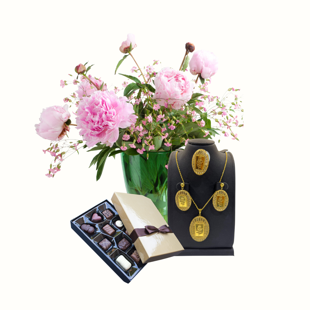 Al Yafai Gold Necklace & sweets view 1