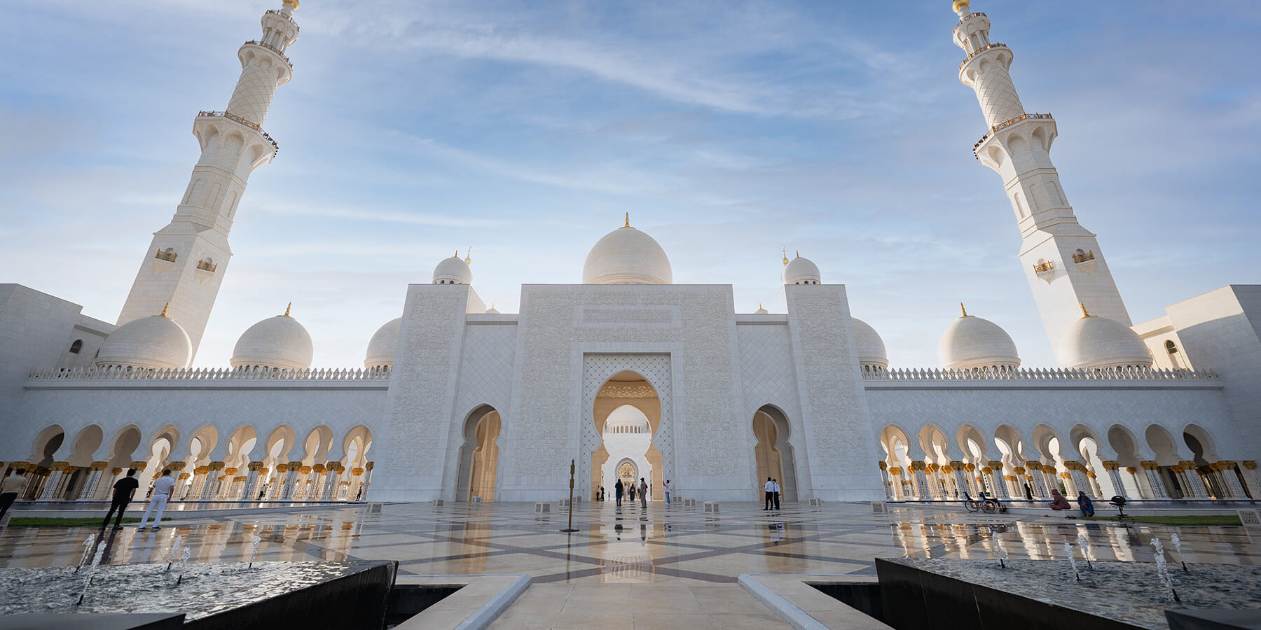 Sheikh Zayed Mosque view 1