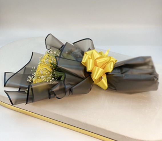 Bouquet symbol of friendship view 4