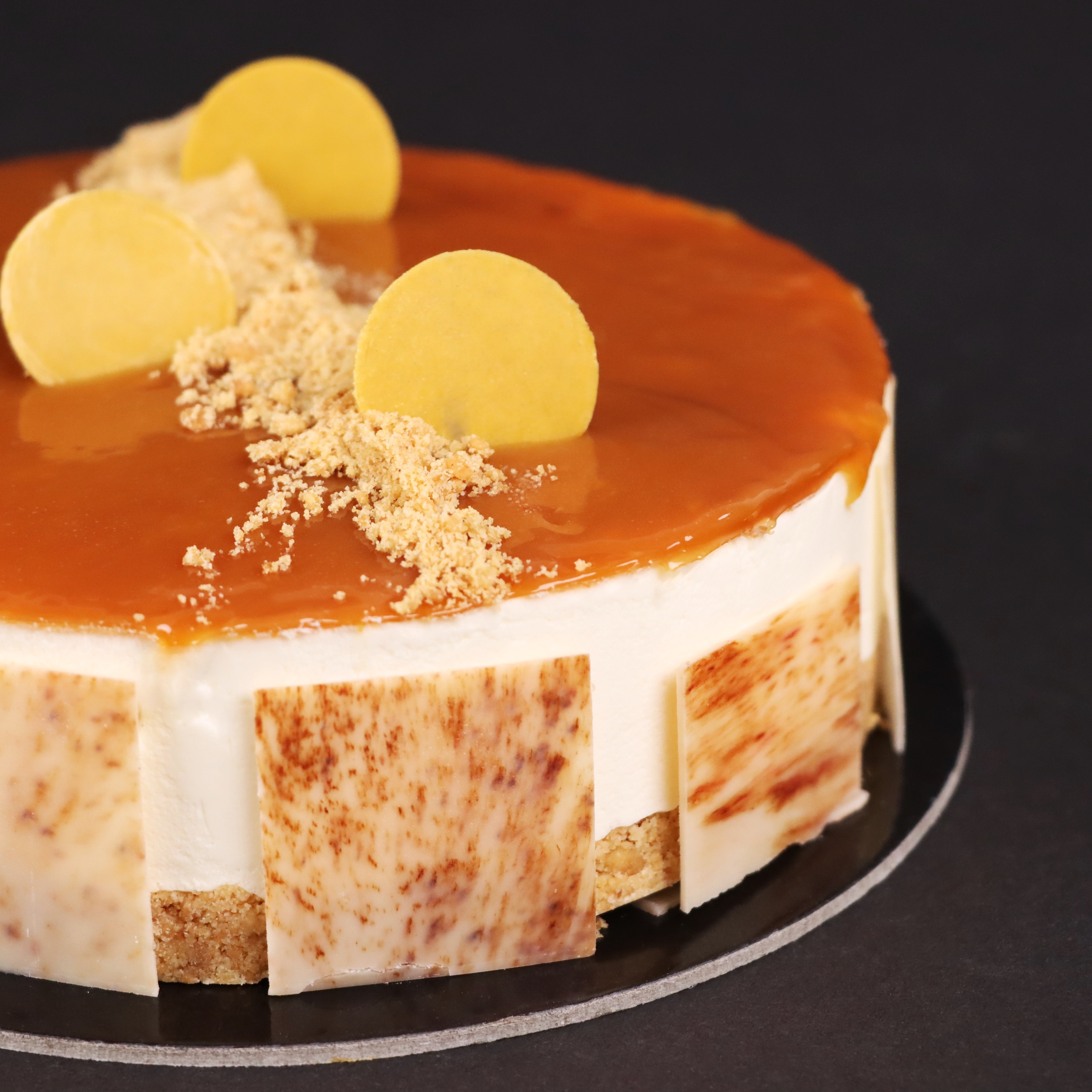 Caramel cheesecake view 5