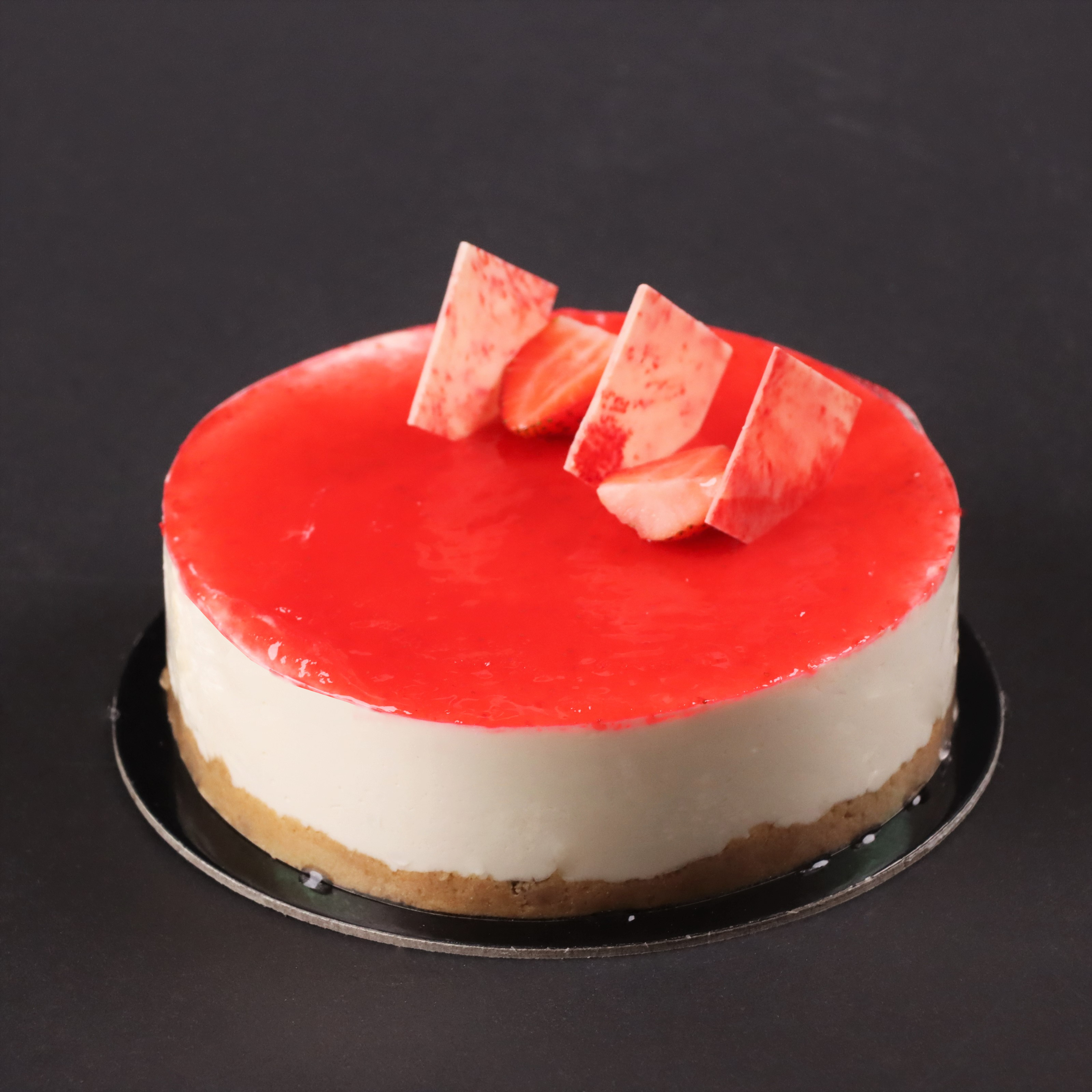 Cheesecake with strawberry cream view 4