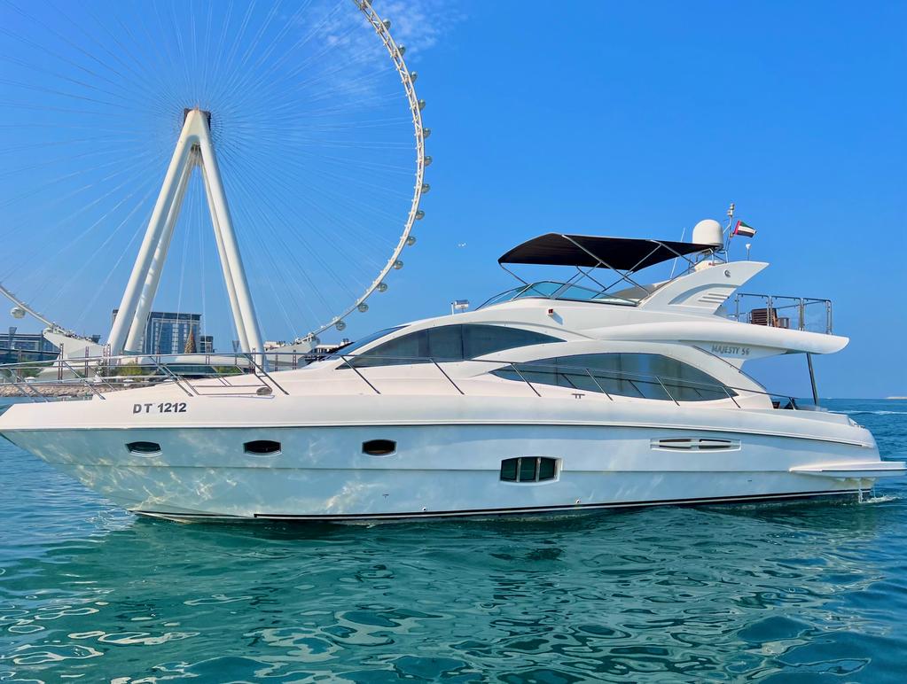 Majesty Yacht 56 ​​feet view 14