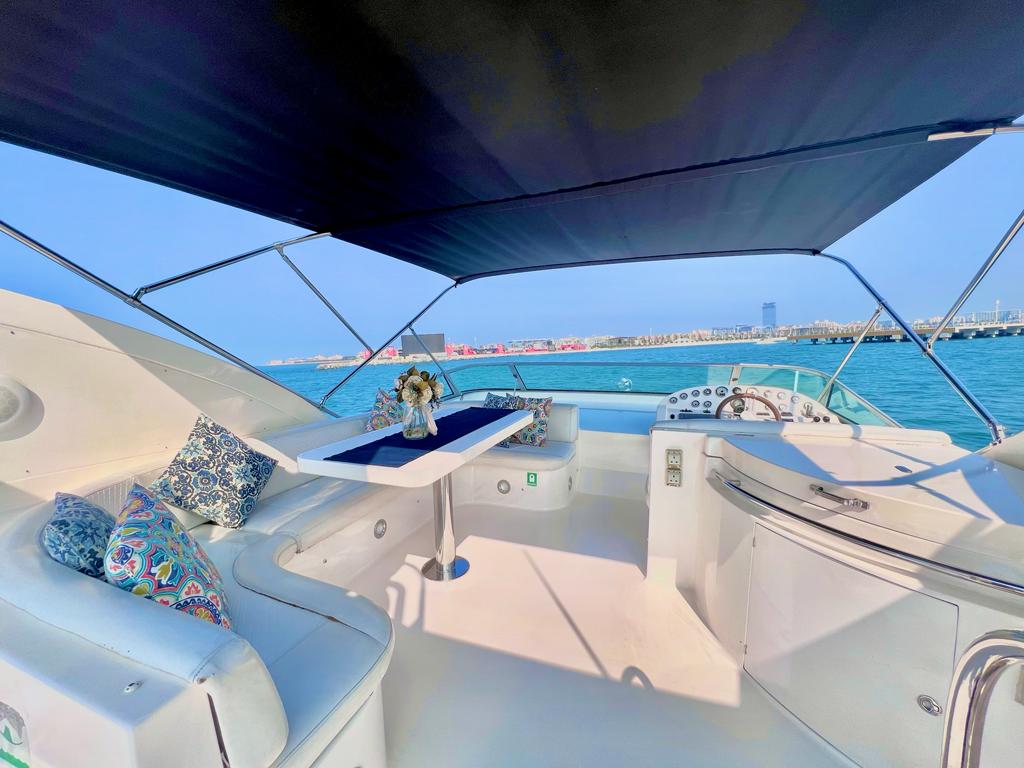 Majesty Yacht 56 ​​feet view 13